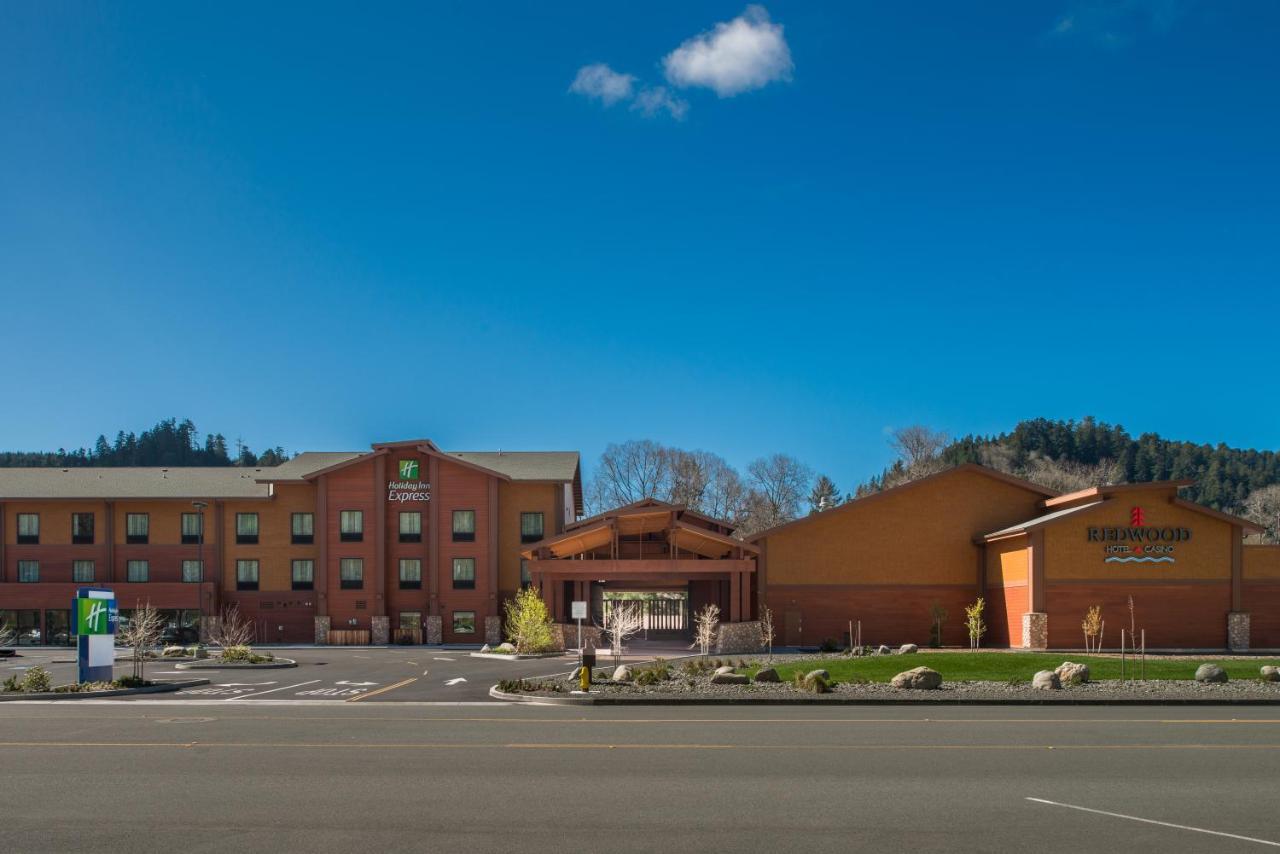 Holiday Inn Express Redwood National Park, An Ihg Hotel Klamath Exterior photo